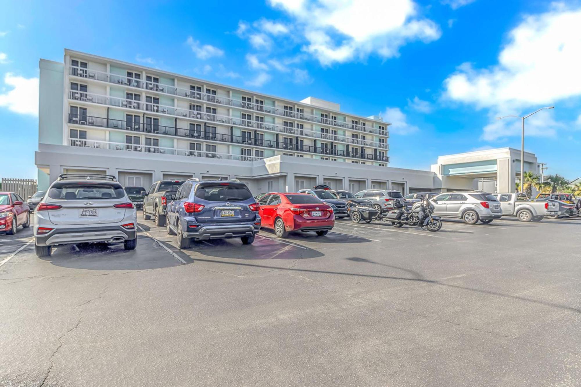 Holiday Inn Resort Oceanfront At Surfside Beach By Ihg Exterior photo