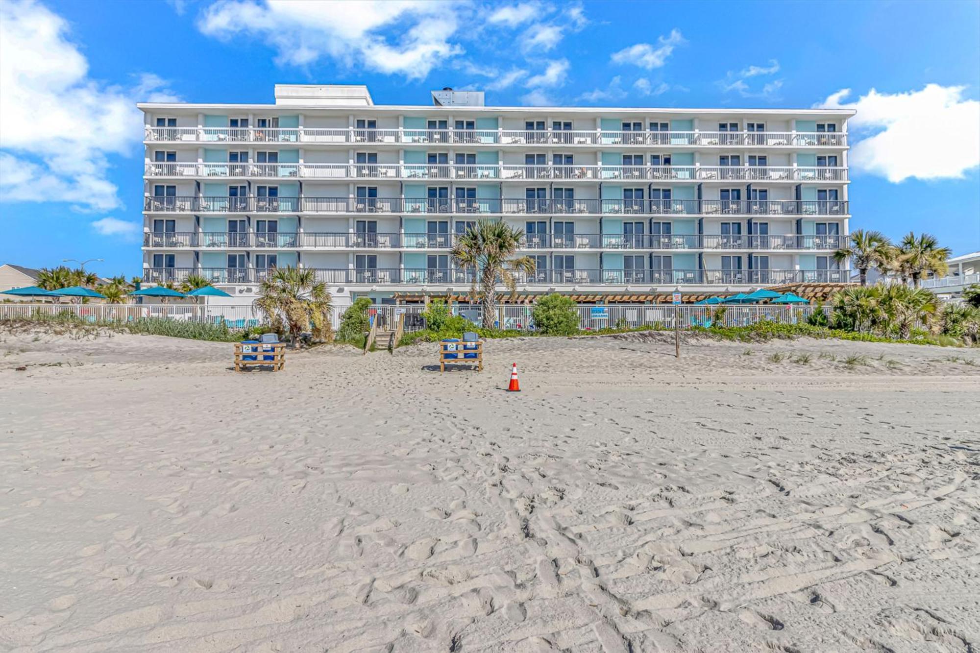 Holiday Inn Resort Oceanfront At Surfside Beach By Ihg Exterior photo