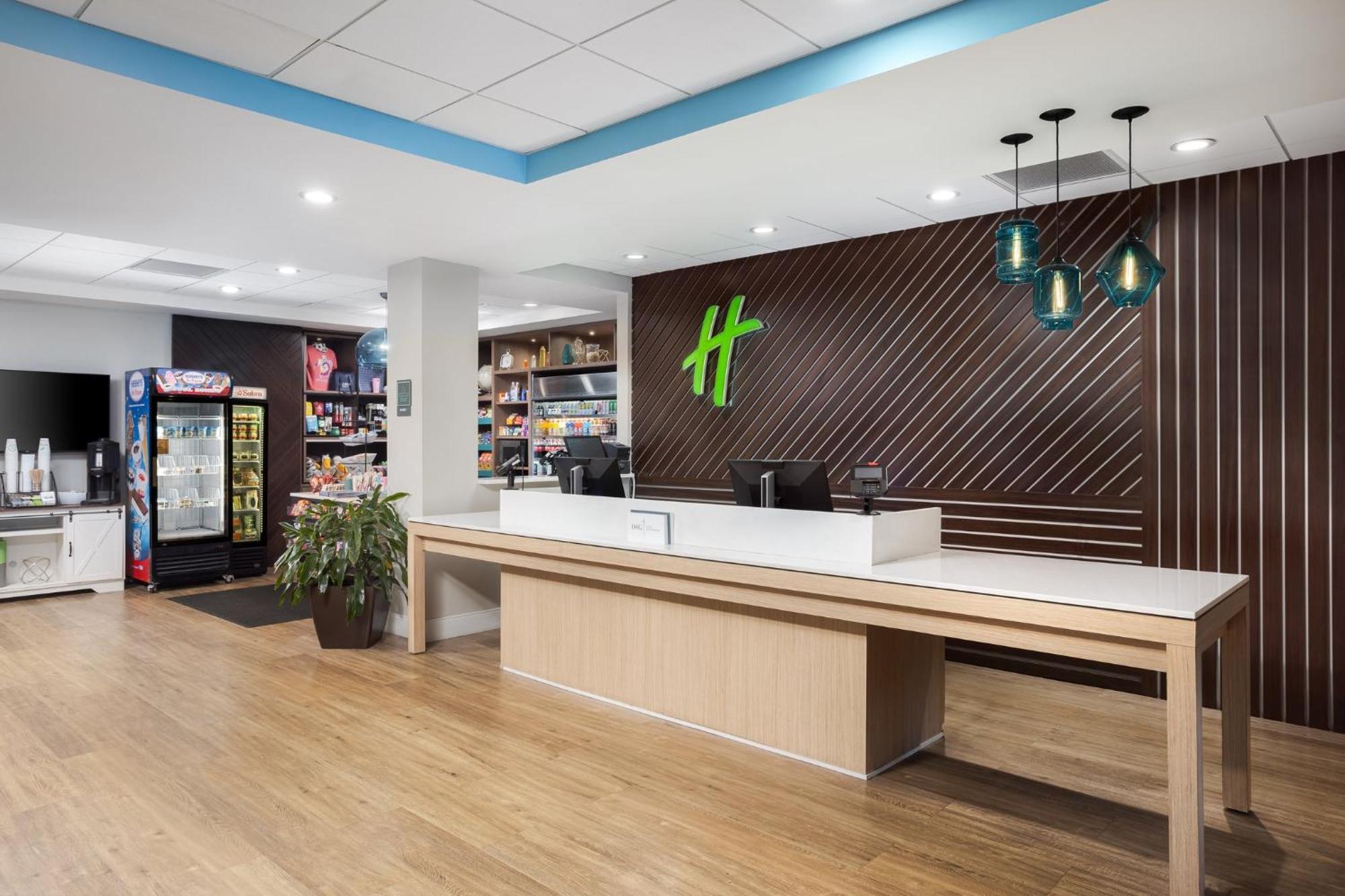 Holiday Inn Resort Oceanfront At Surfside Beach By Ihg Exterior photo