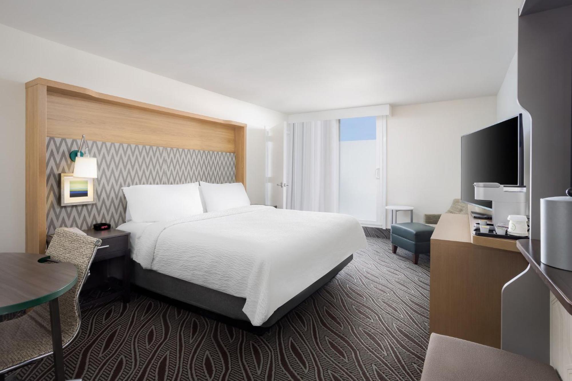 Holiday Inn Resort Oceanfront At Surfside Beach By Ihg Exterior photo