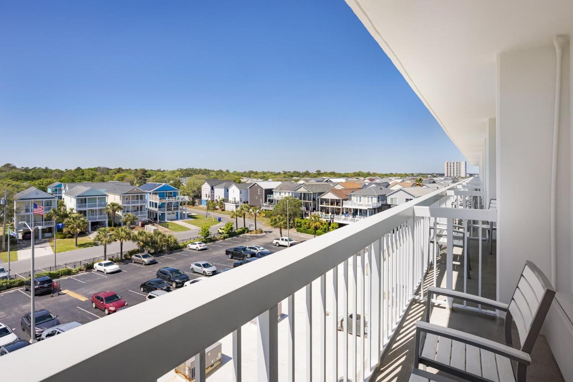 Holiday Inn Resort Oceanfront At Surfside Beach By Ihg Exterior photo