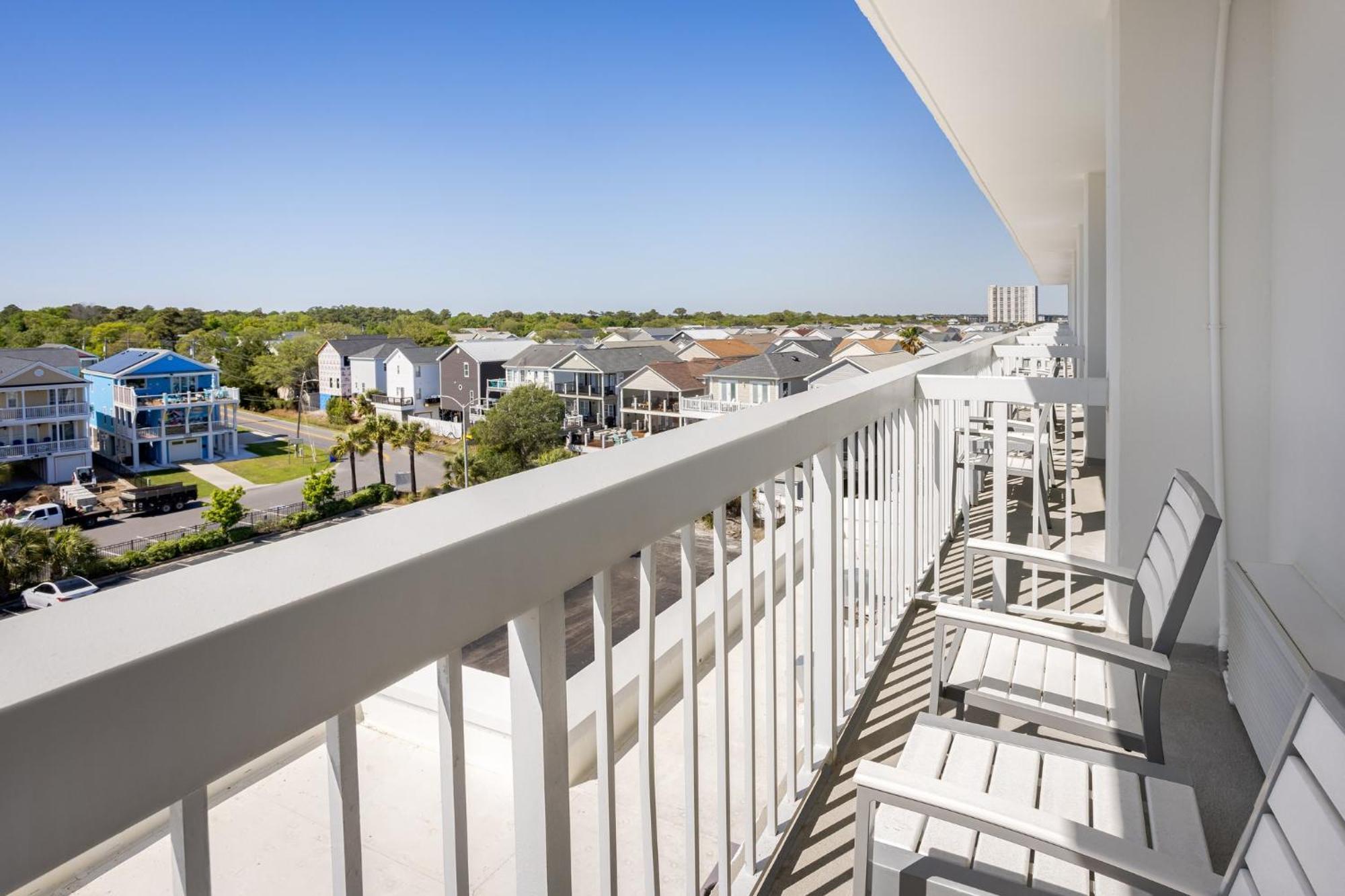 Holiday Inn Resort Oceanfront At Surfside Beach By Ihg Exterior photo
