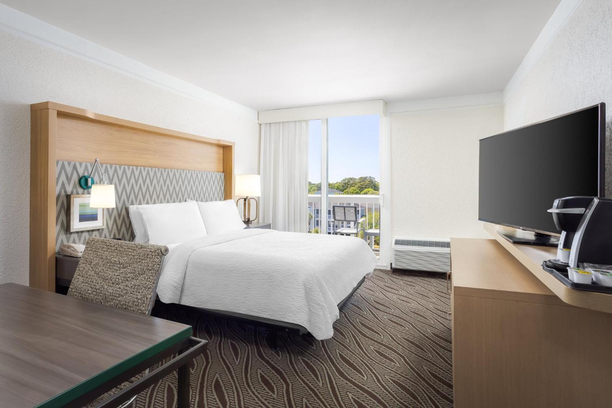 Holiday Inn Resort Oceanfront At Surfside Beach By Ihg Exterior photo